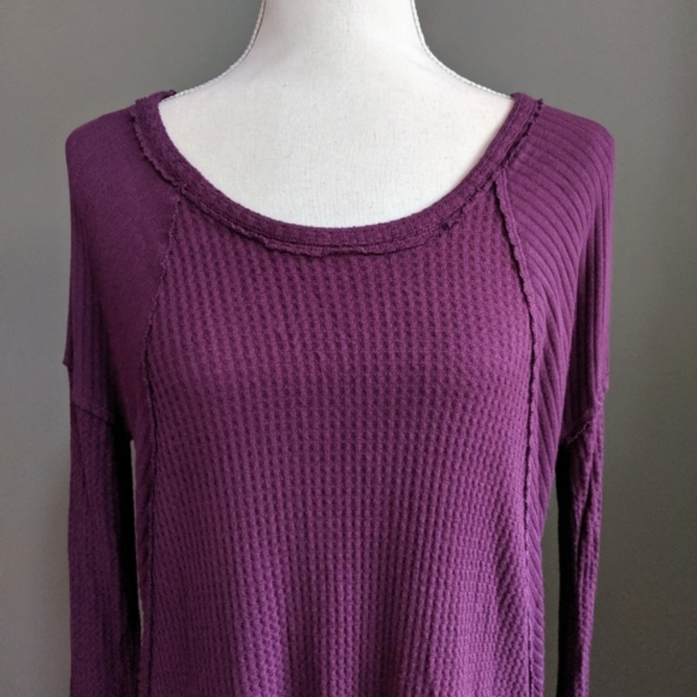 NWOT Free People 'Ventura' High/Low Thermal Top - Picture 2 of 5